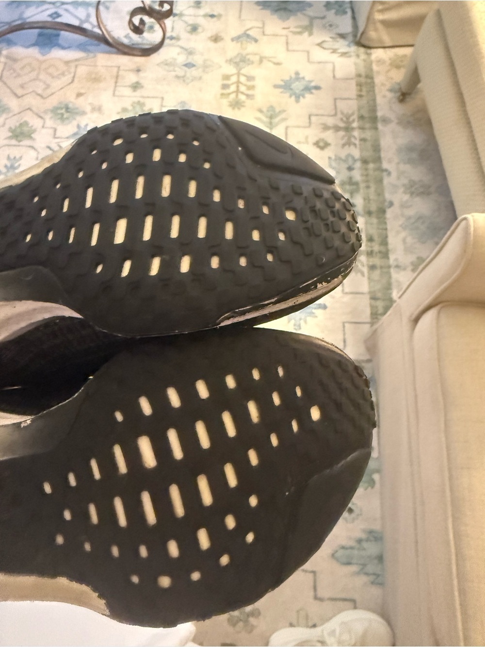 Nike ZoomX Invincible Run Flyknit 3 Black and White Running Shoes - Picture 5 of 7